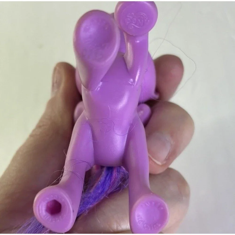 My Little Pony MLP G4 Twilight Sparkle Brushable Raised Hoof Hasbro
